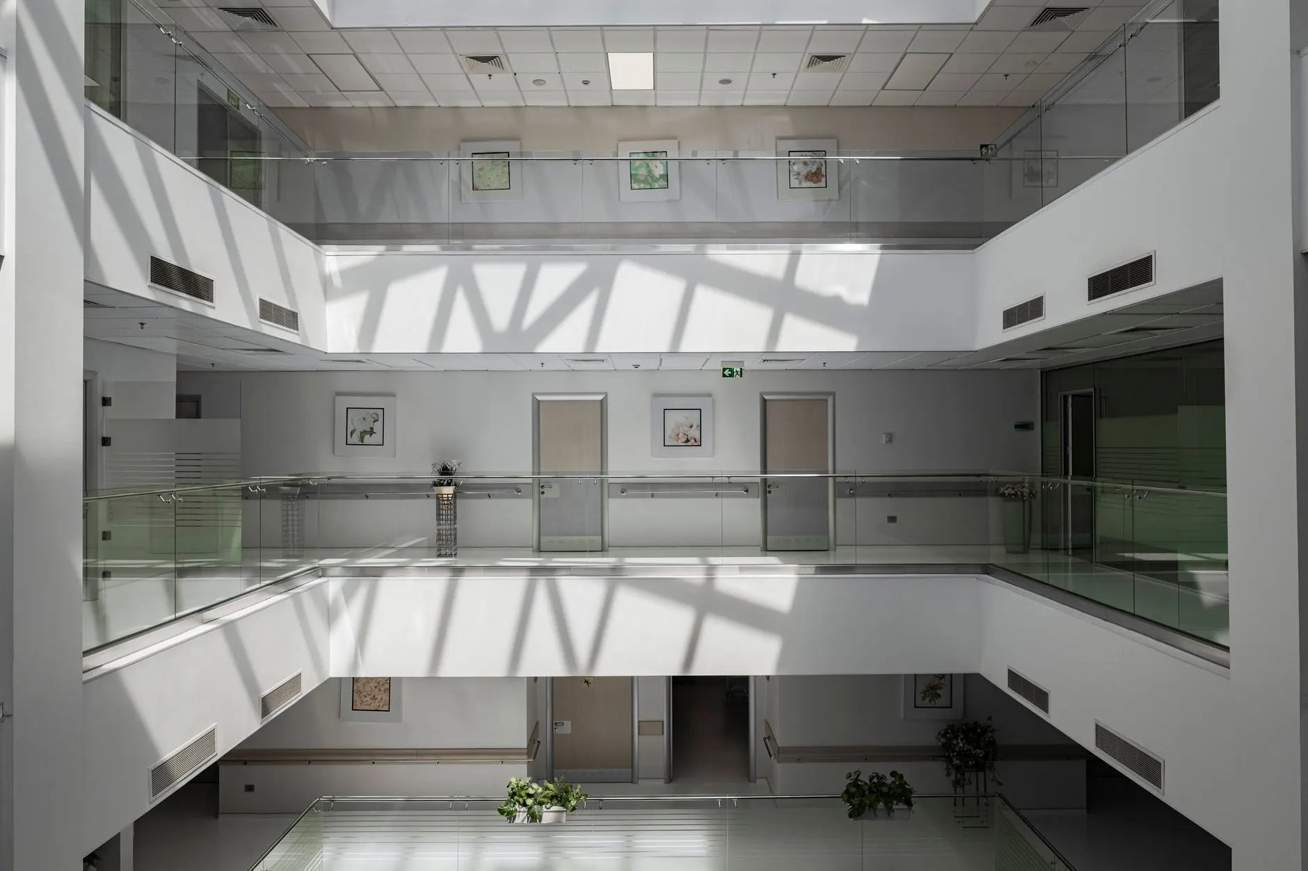 西南地区创业项目发展瓶颈及规范化管理方案探讨