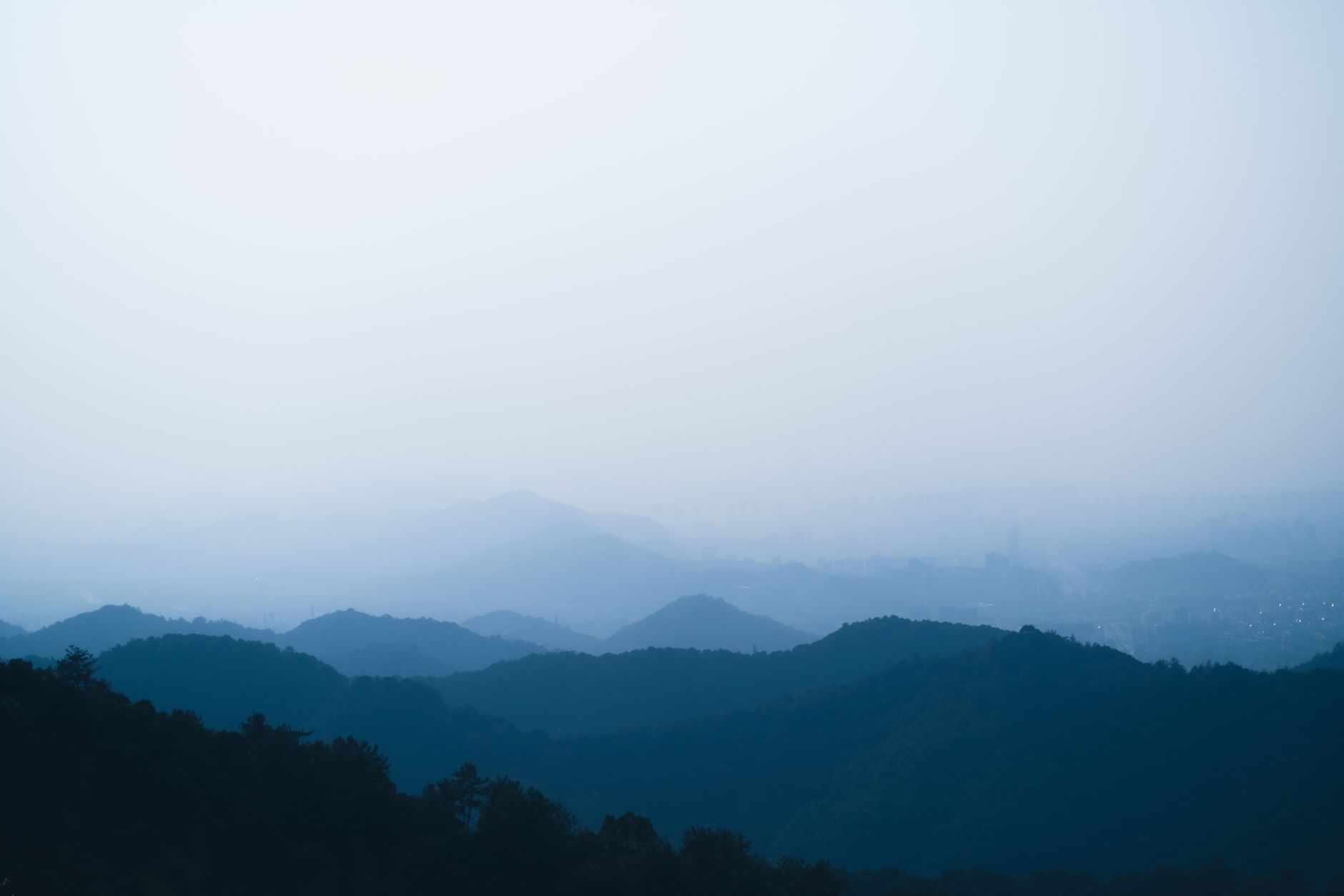 贵州企业发展与商业管理咨询服务项目对比分析