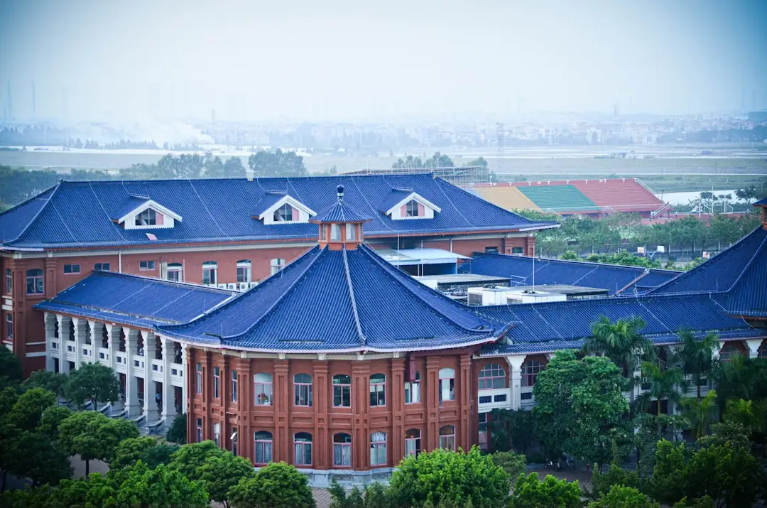 西南地区中小企业管理支持服务模式创新与实施路径